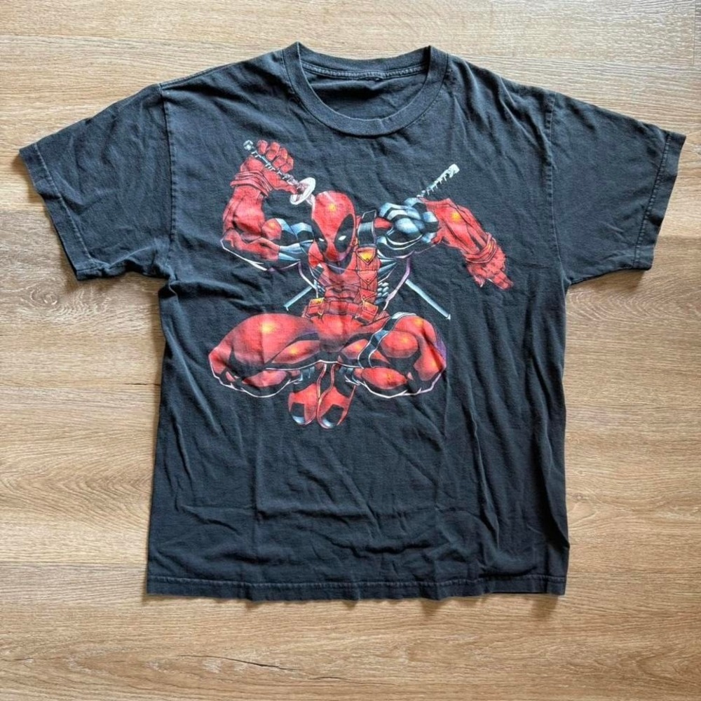 Vintage Mad Engine Deadpool tee Size‎ L